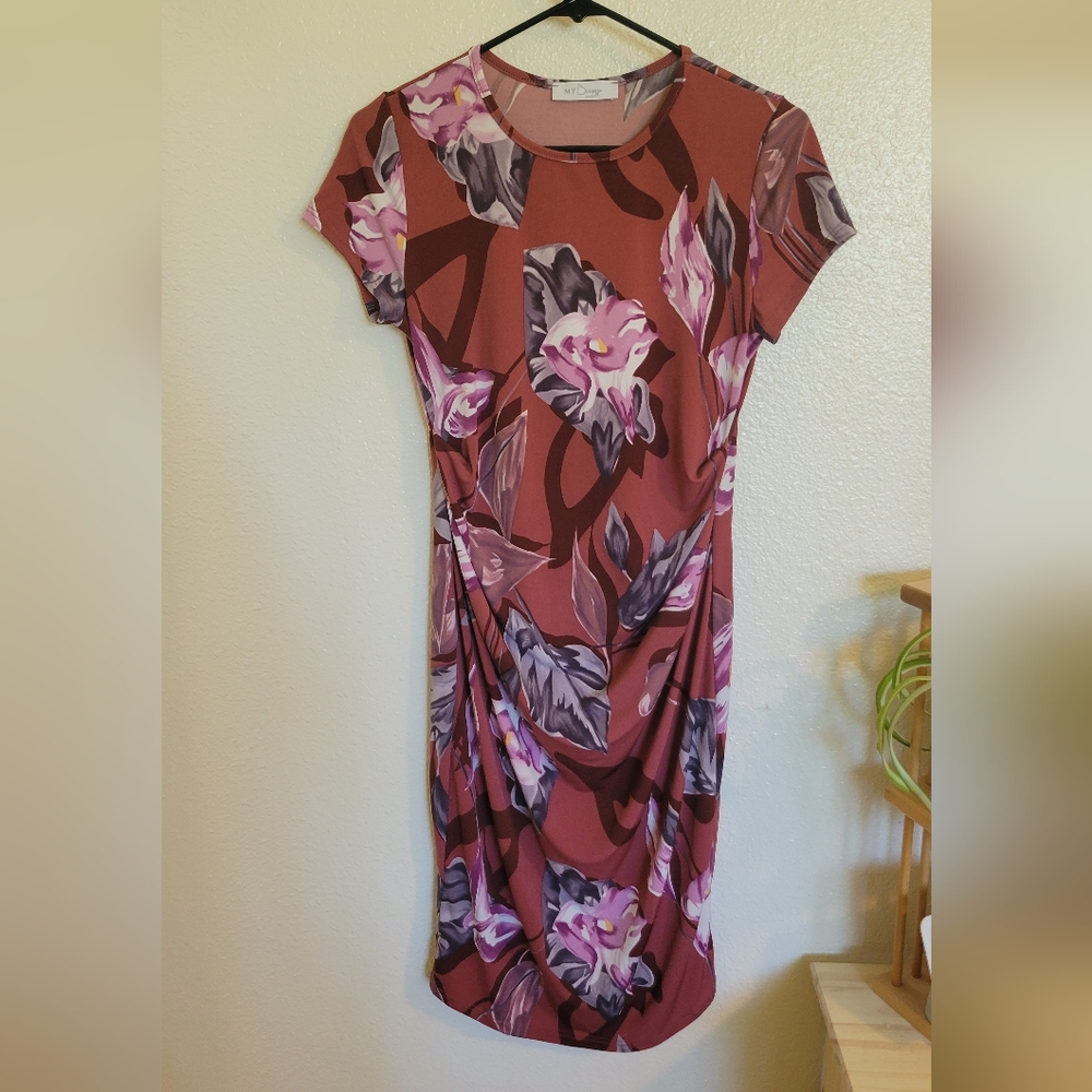 My Bump Luke 2:40 Maternity dress, Size Medium, Made in the USA
